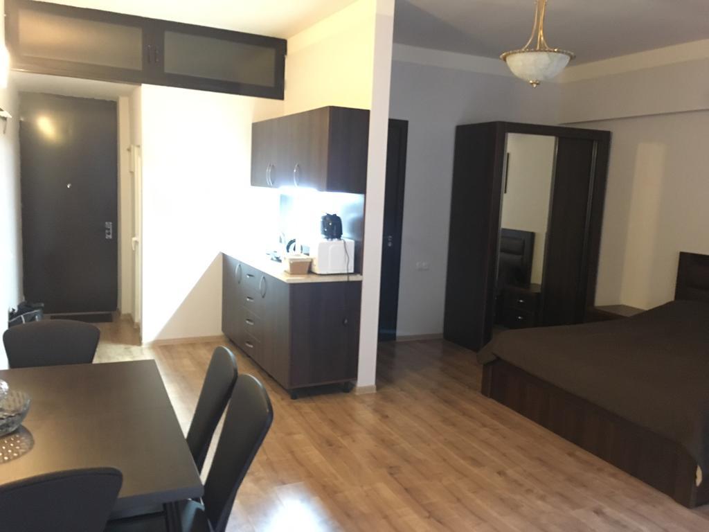 Ferienwohnung Solo Lucky Tbilisi Exterior foto